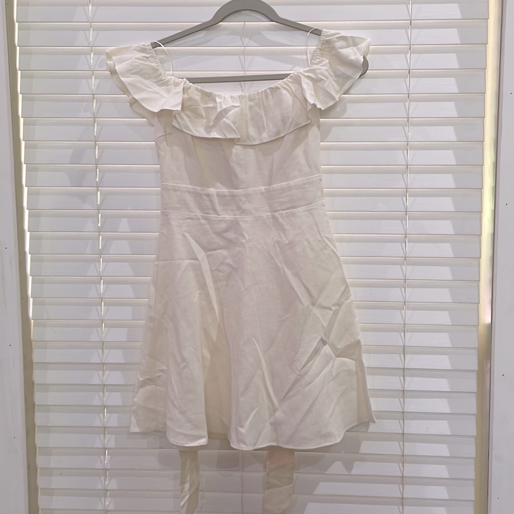 Zara Womens mini lien ruffle cream off shoulder dress size M